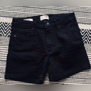 Universal Thread size 2, new without tags